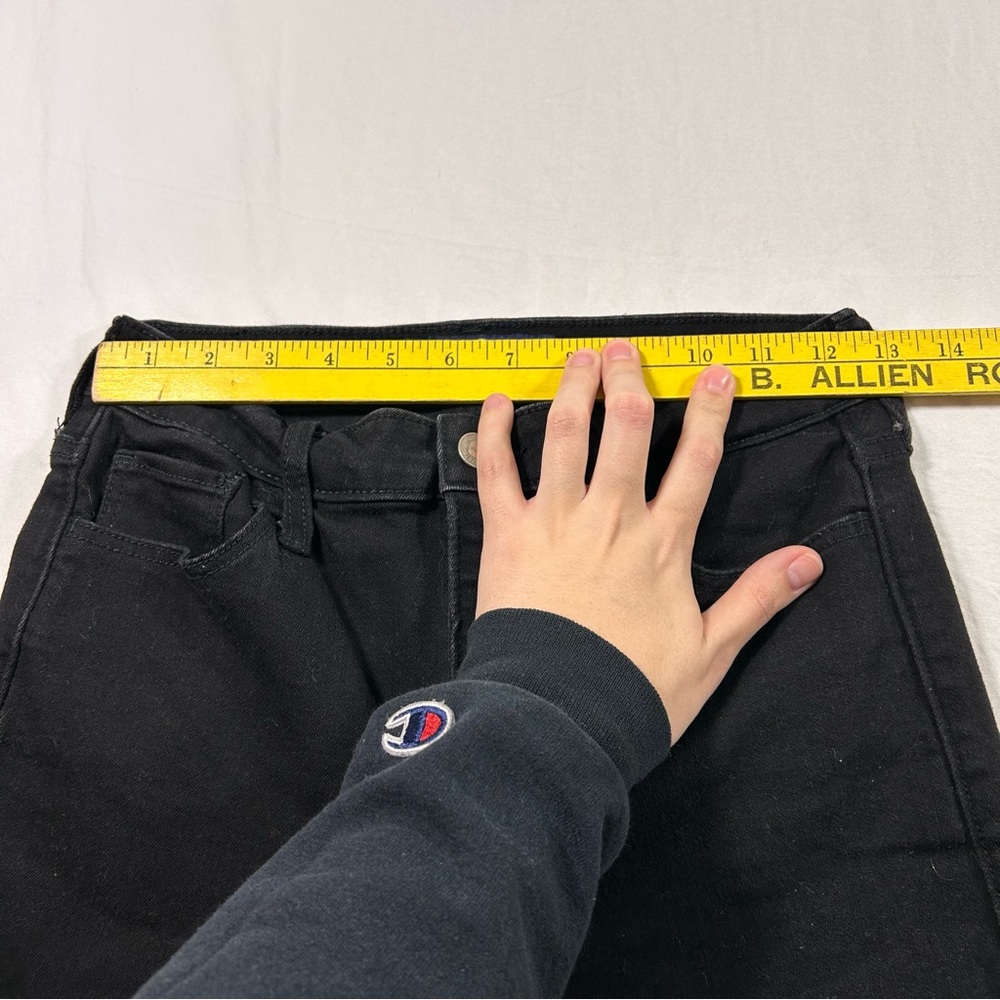 Hollister Black High-Rise Flare Jeans - Picture 4 of 7